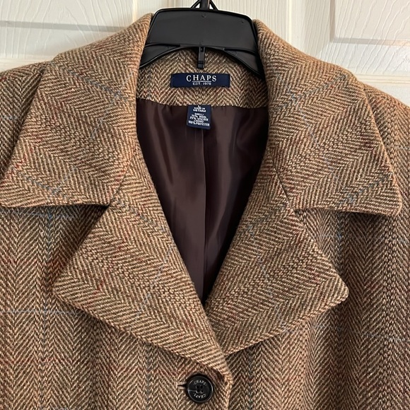 VTG-chaps-L-brown-houndstooth-wool blend, shoulder pads, 4 button blazer/jacket. - Picture 7 of 13